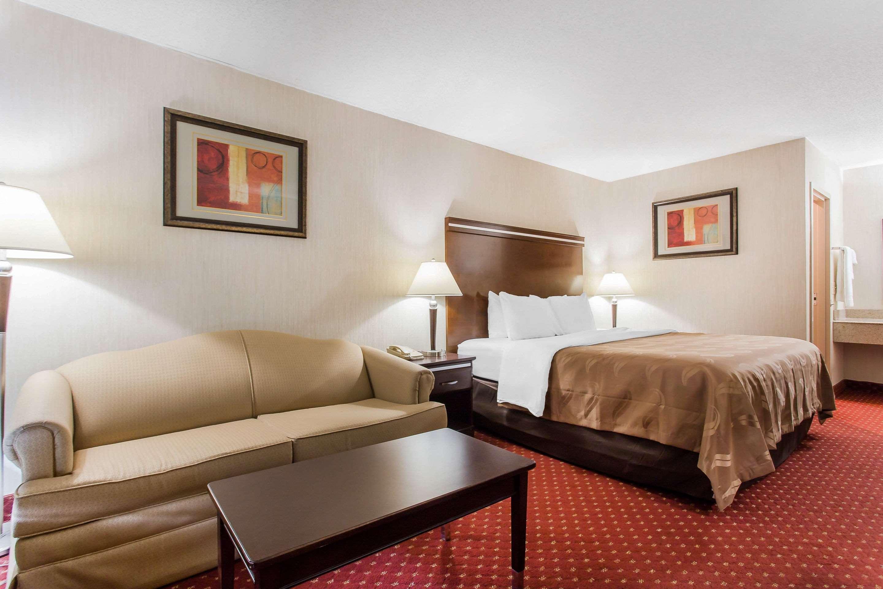 Quality Inn Mount Airy Mayberry Eksteriør billede