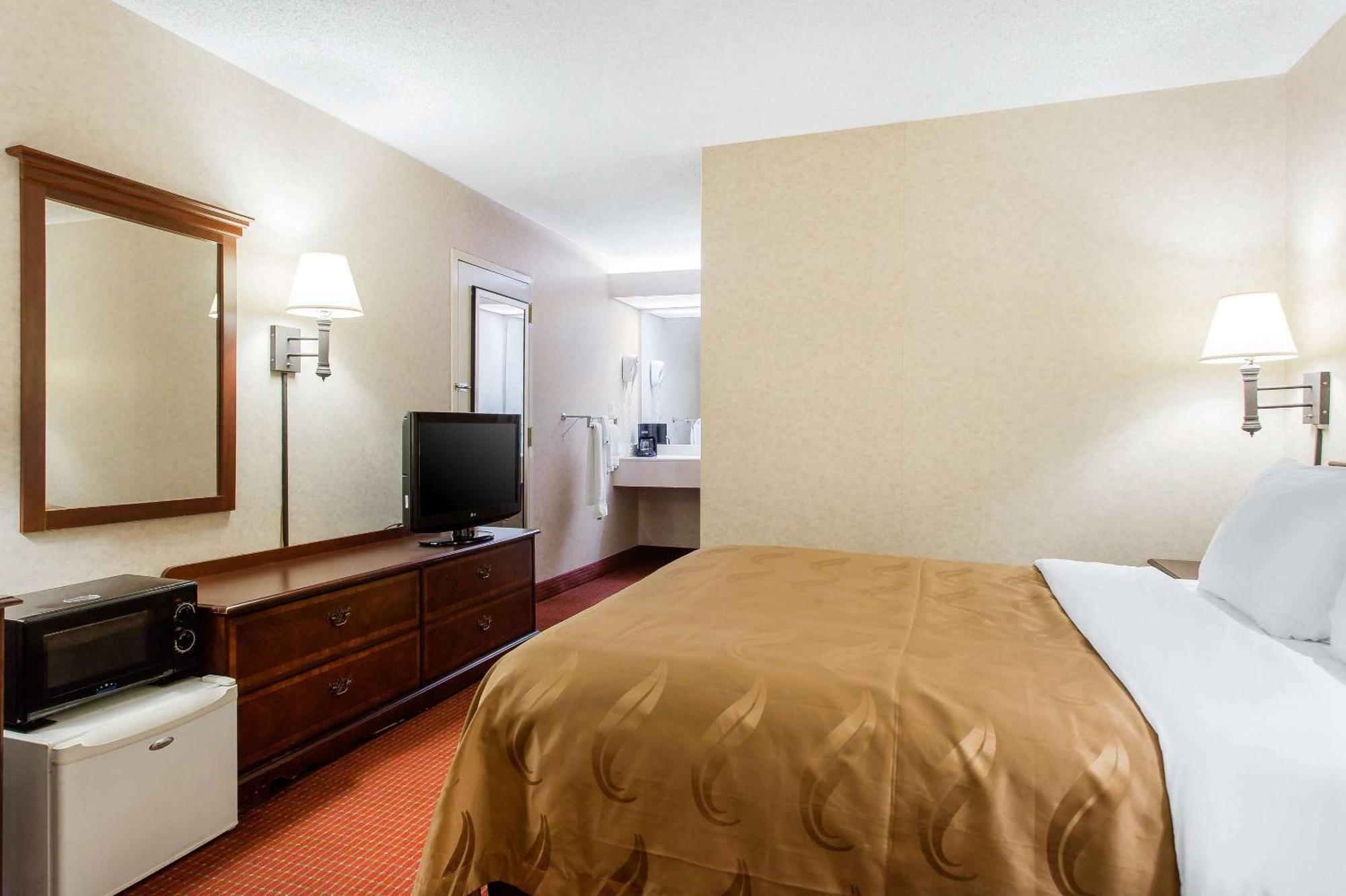 Quality Inn Mount Airy Mayberry Eksteriør billede